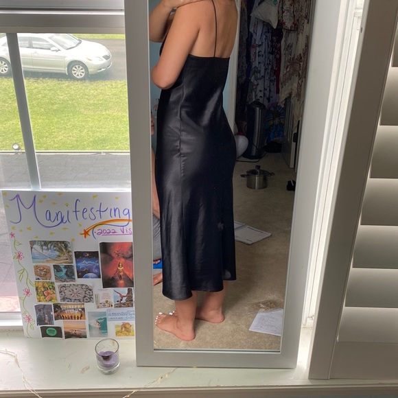 Black silk bodycon dress - Picture 2 of 4